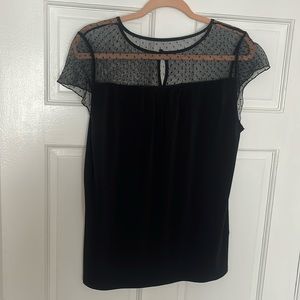 Mesh shoulder top